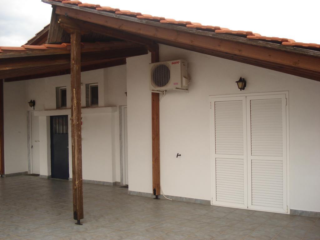 Apartments Stavroula Ηospitality Vrasna Bagian luar foto