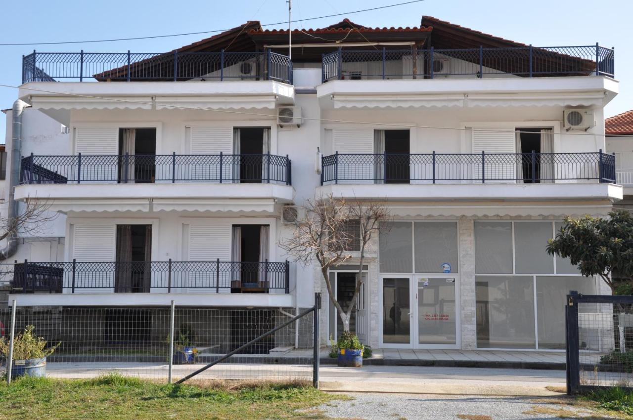 Apartments Stavroula Ηospitality Vrasna Ruang foto