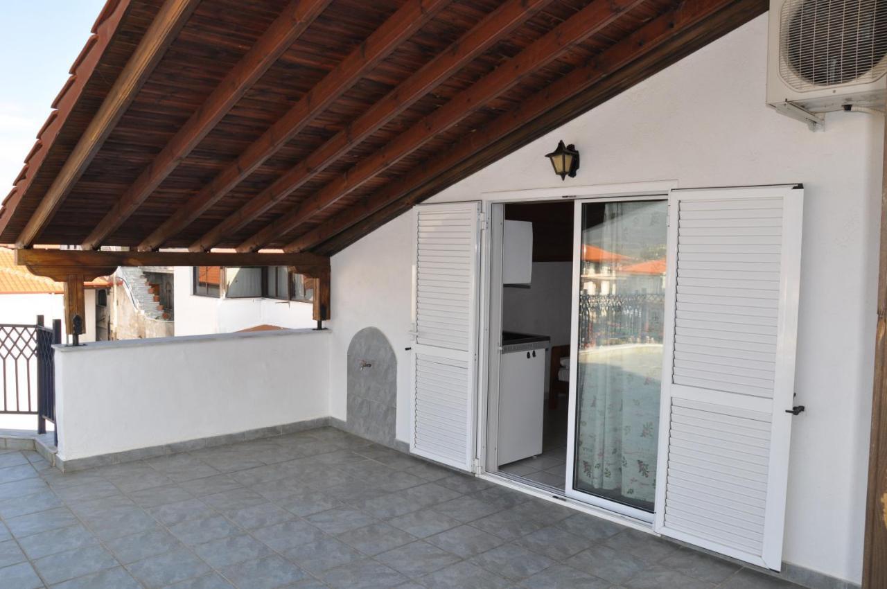 Apartments Stavroula Ηospitality Vrasna Ruang foto